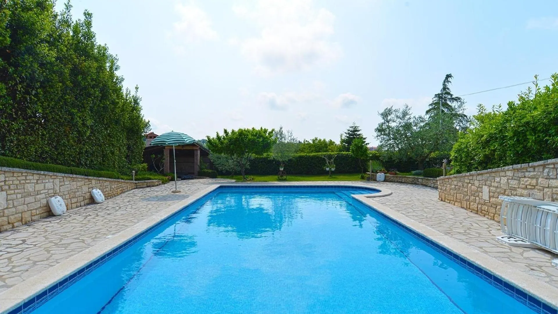 Ferienwohnung Fuer 8 Personen Ca 115 Qm In Pula, Istrien Istrische Riviera Apartment