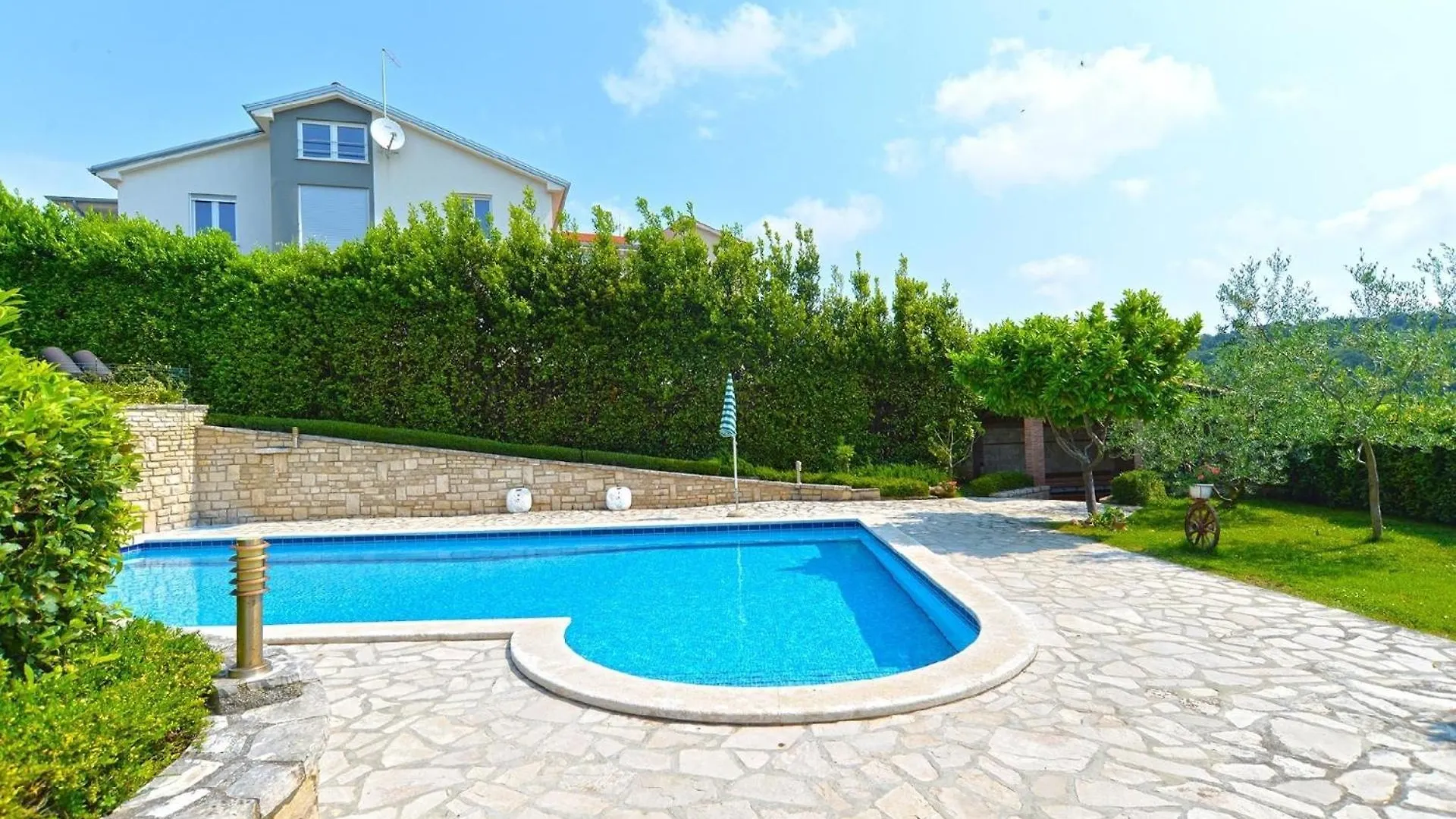 Ferienwohnung Fuer 8 Personen Ca 115 Qm In Pula, Istrien Istrische Riviera 0*, Pula